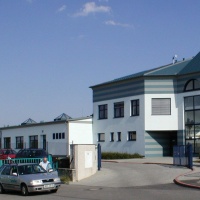 M001.jpg